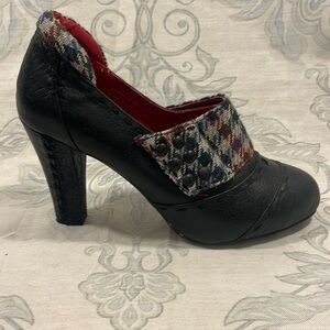 The Heelander, vintage style heels